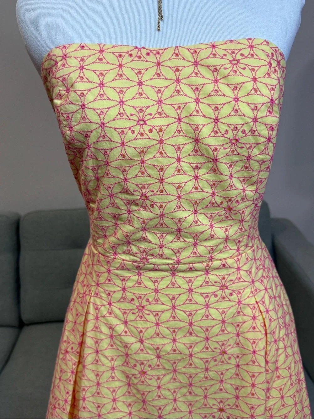Ladies Lilly Pulitzer Strapless Yellow Dress with Pink Geometric Print - Picture 3 of 7